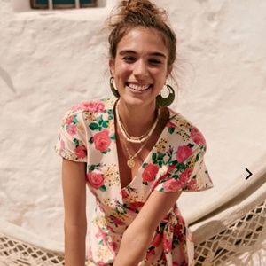 SAMY WRAP DRESS  Beige background floral print NWOT 36 <3